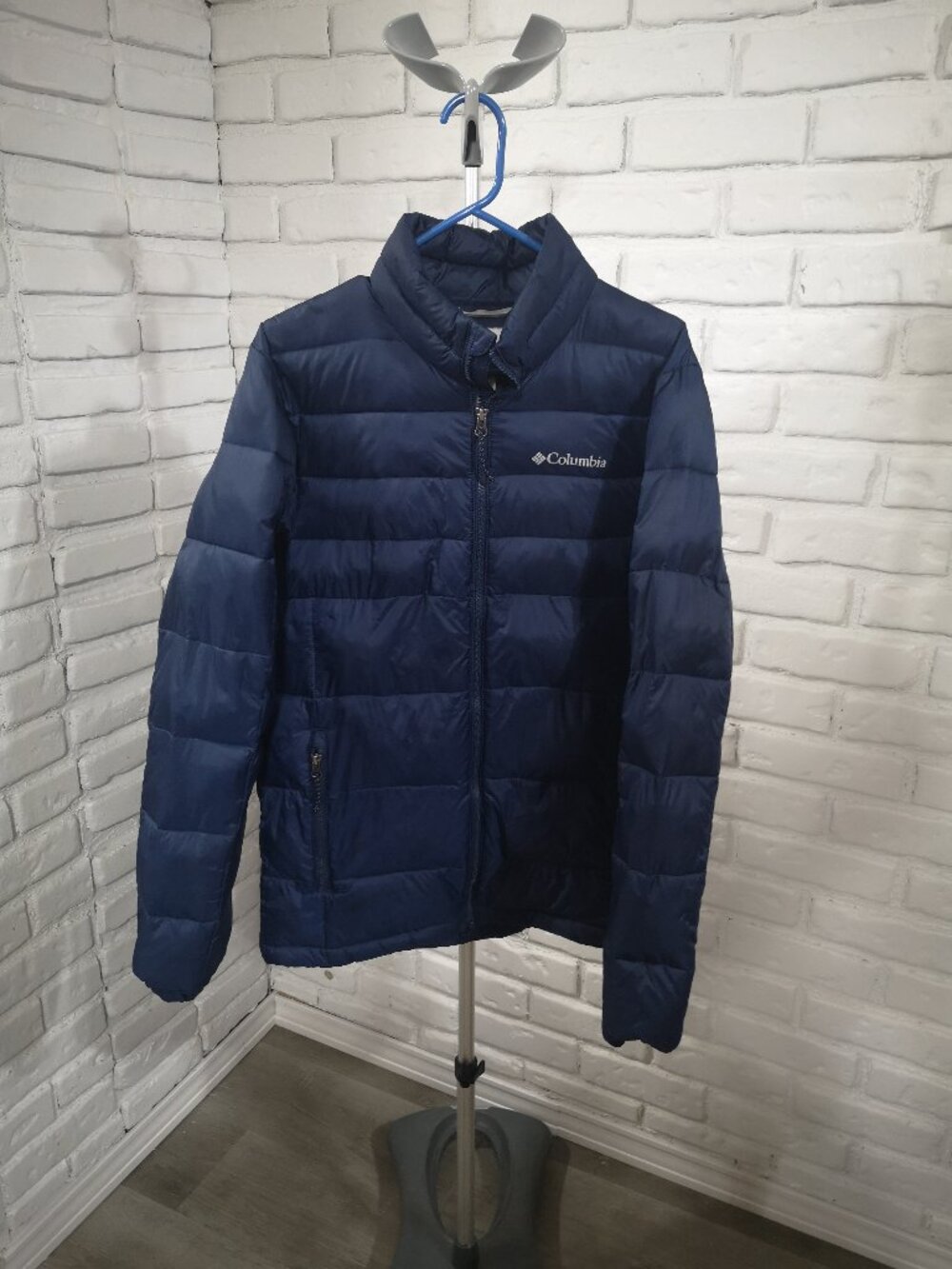 Columbia Sportswear Co. Men's Size Small Navy Full Zip Lightweight Puffy Jacket